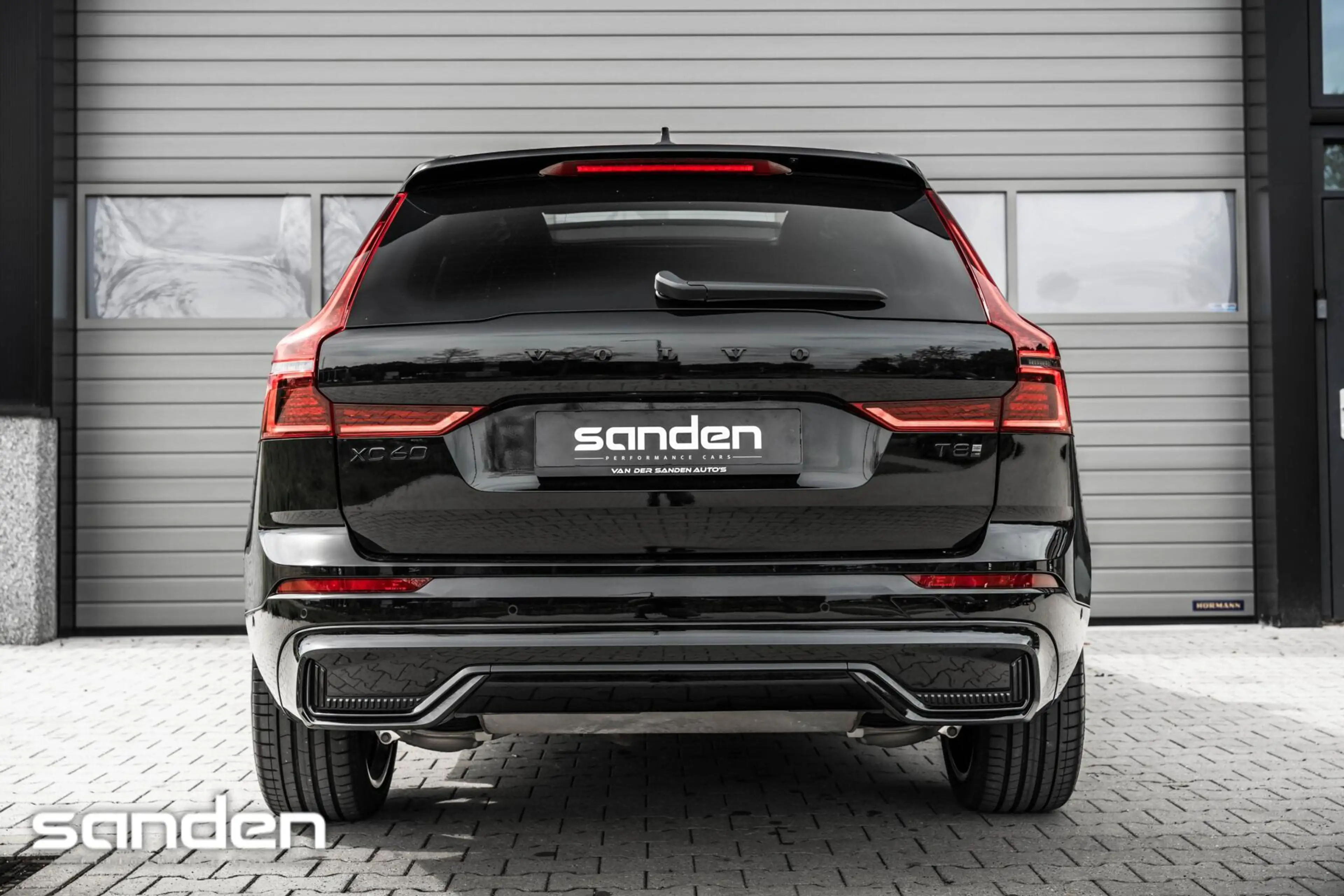 Volvo XC60 T8 AWD Black Edition|B&W|Pano|Massage|Luchtv|HUD — photo 13