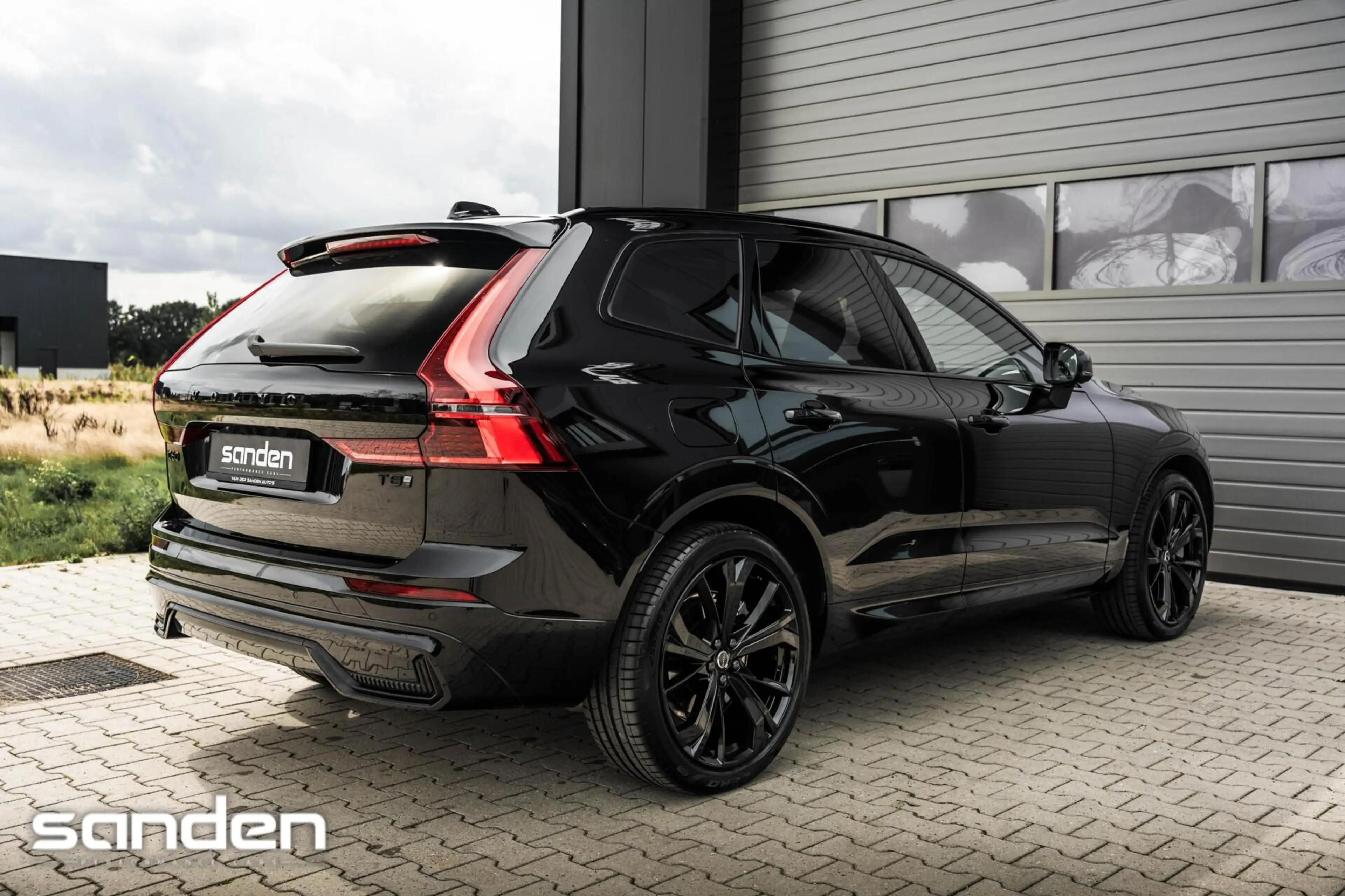 Volvo XC60 T8 AWD Black Edition|B&W|Pano|Massage|Luchtv|HUD — photo 15