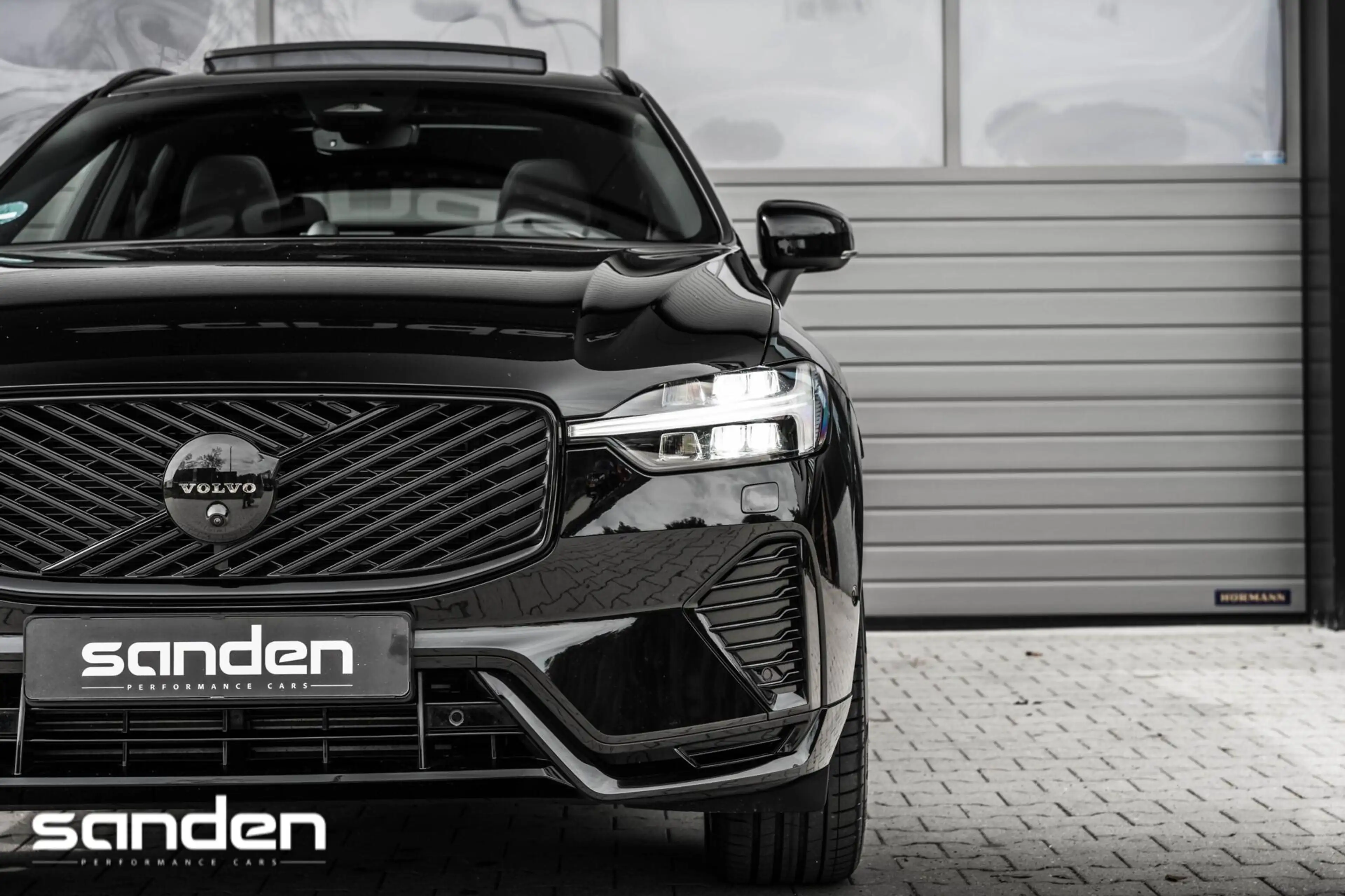 Volvo XC60 T8 AWD Black Edition|B&W|Pano|Massage|Luchtv|HUD — photo 16
