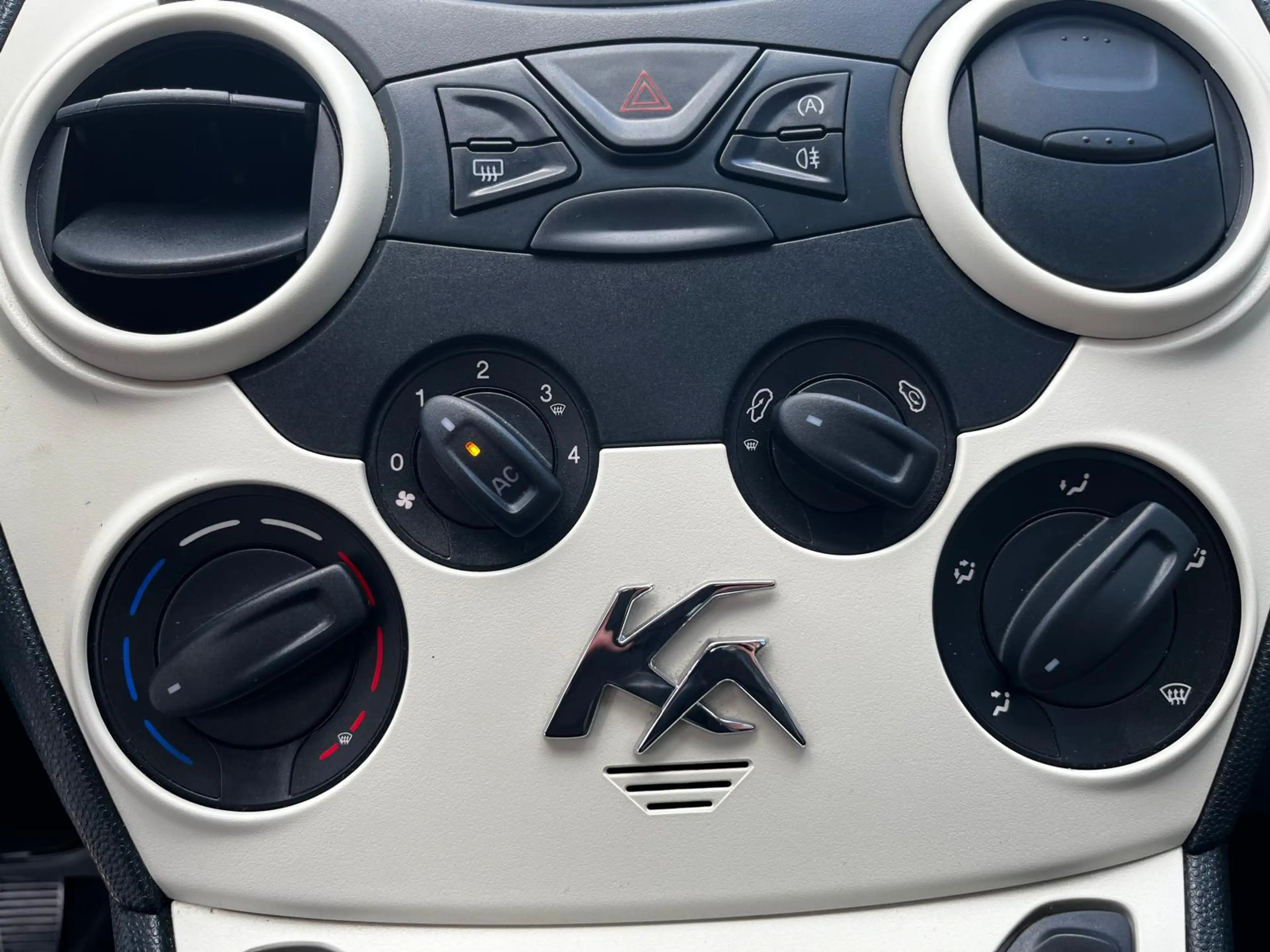 Ford Ka/Ka+ 1.2 Cool & Sound start/stop | RIJKLAAR | — photo 12