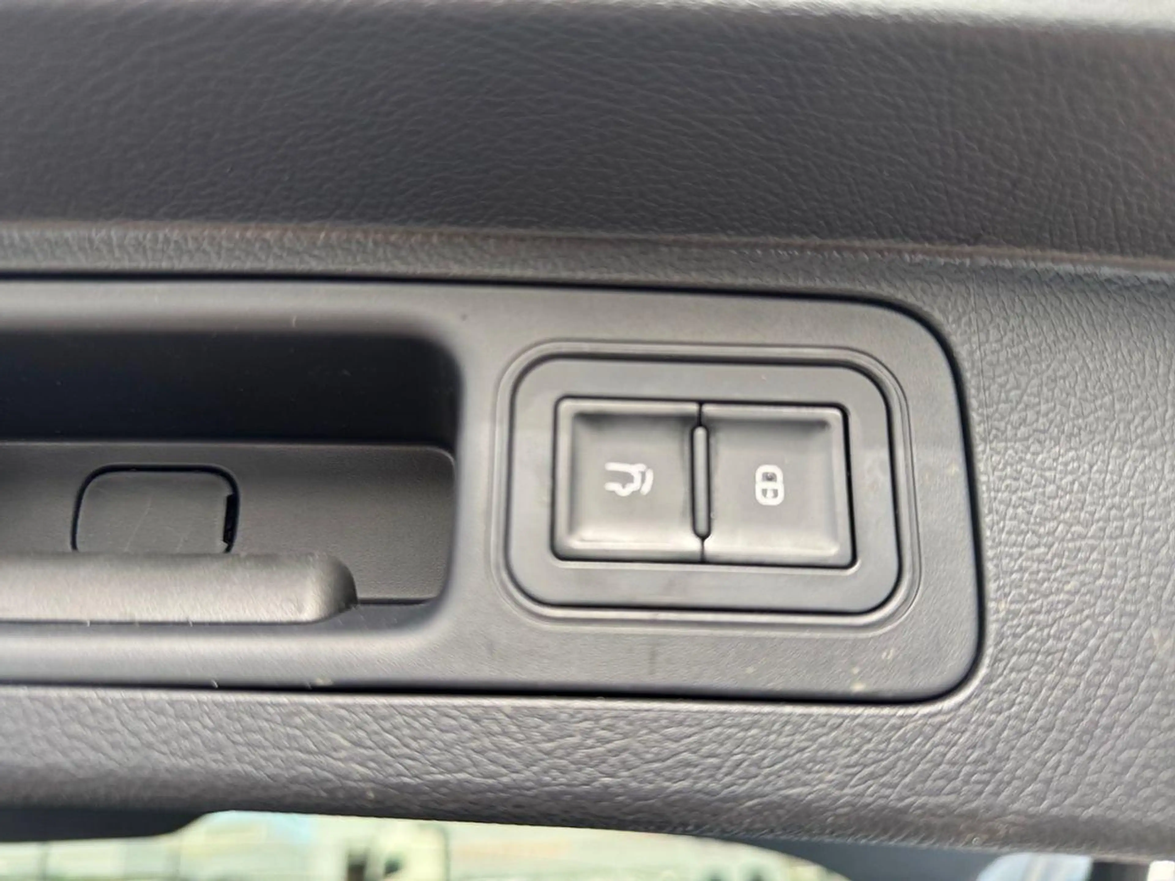 BYD Seal U DM-i 1.5 PHEV Boost Leder Pano Navi — photo 14
