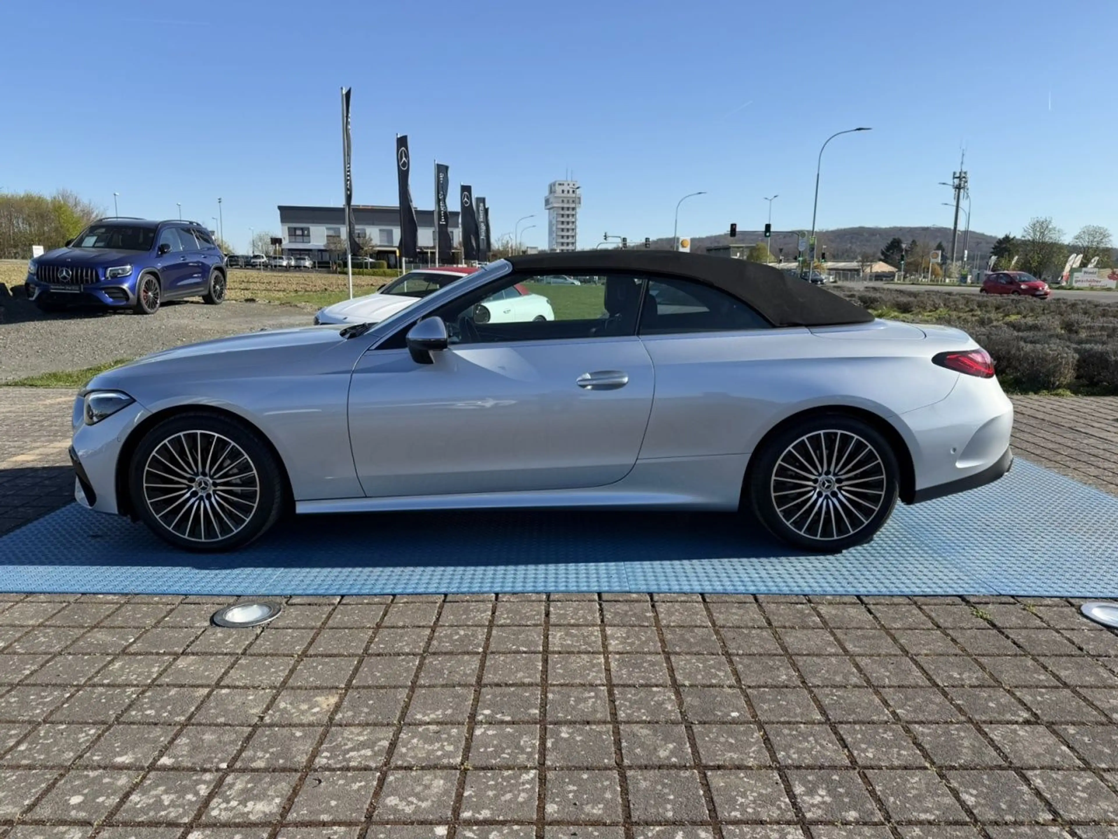 Mercedes-Benz CLE 180 Cabriolet AMG+MEMORY+TOTW+AMBIENTE+KAM — photo 9