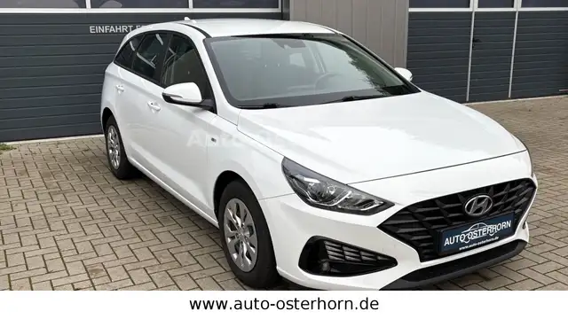 Hyundai i30 cw Select Mild Hybrid AHK abn.