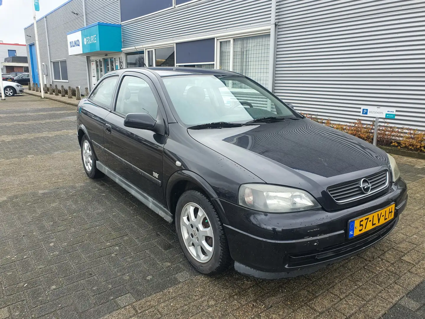 Opel Astra 1.6-16V Njoy Airco Bj:2003 NAP! Zwart - 2