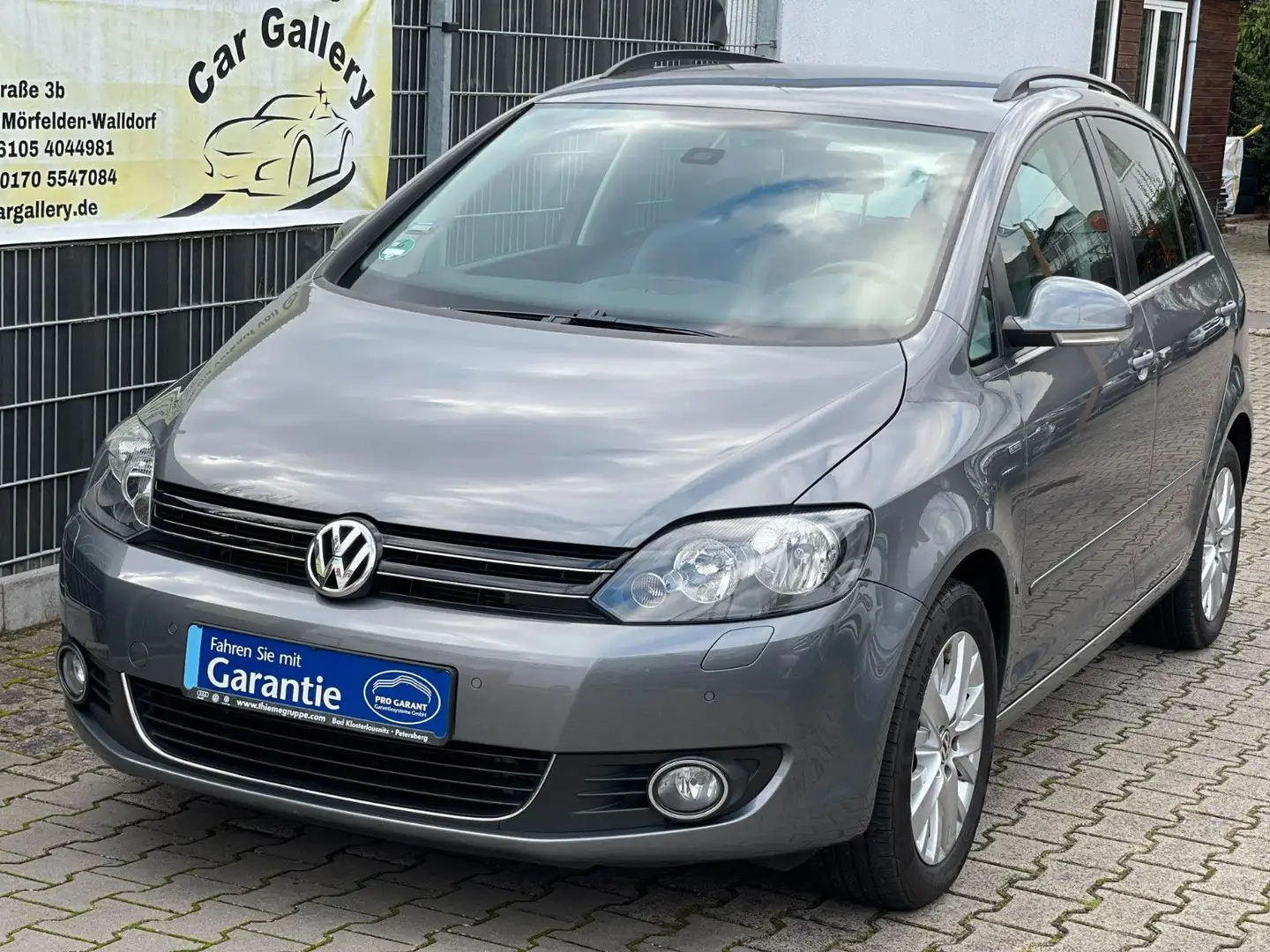 Volkswagen Golf Plus VI Life/2.Hd/SHZ/Einparkhilfe/Garantie Gris - 1
