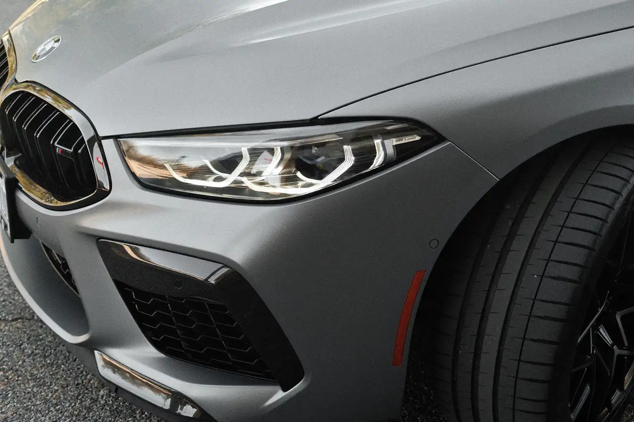 BMW M8 снимка BMW M8