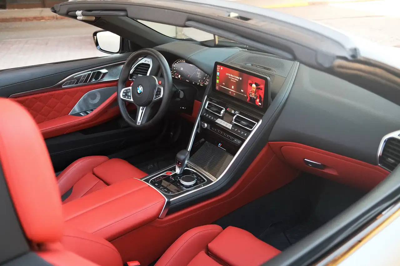 BMW M8 снимка BMW M8