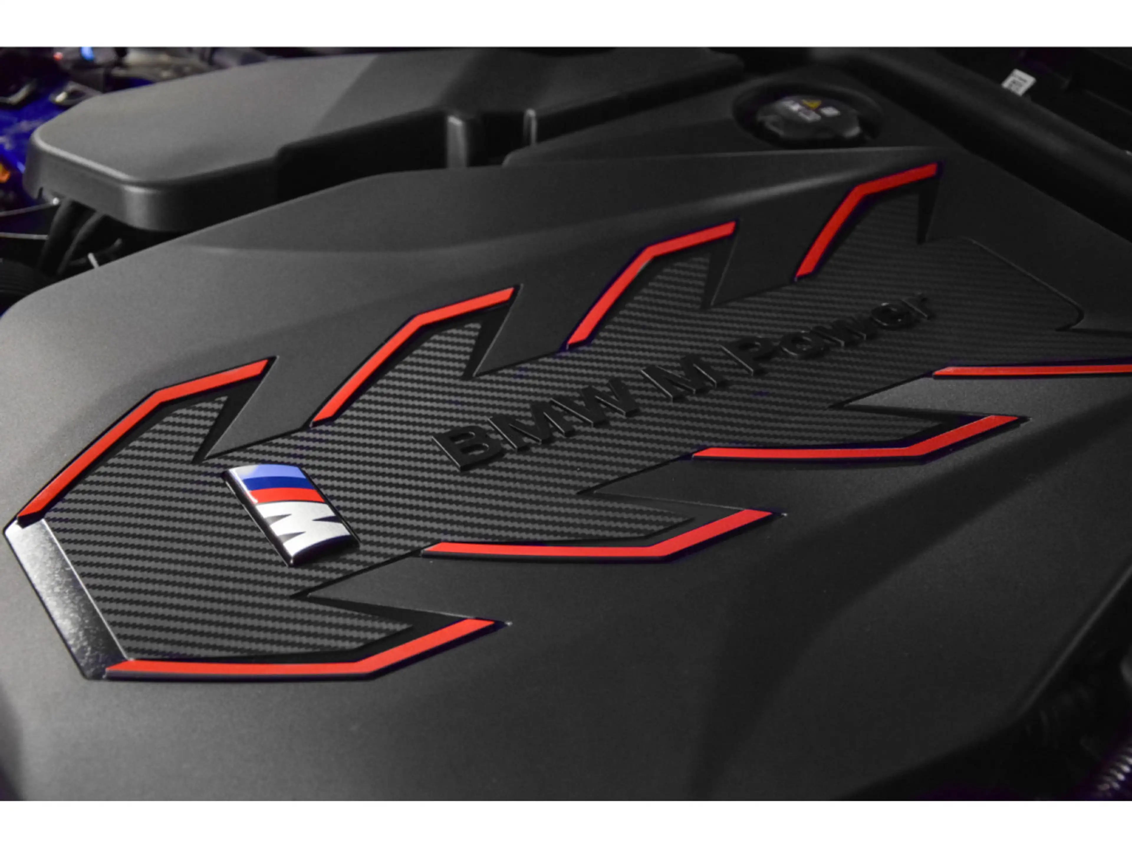 BMW M5 G90 Marina Bay Blue Metallic — photo 14