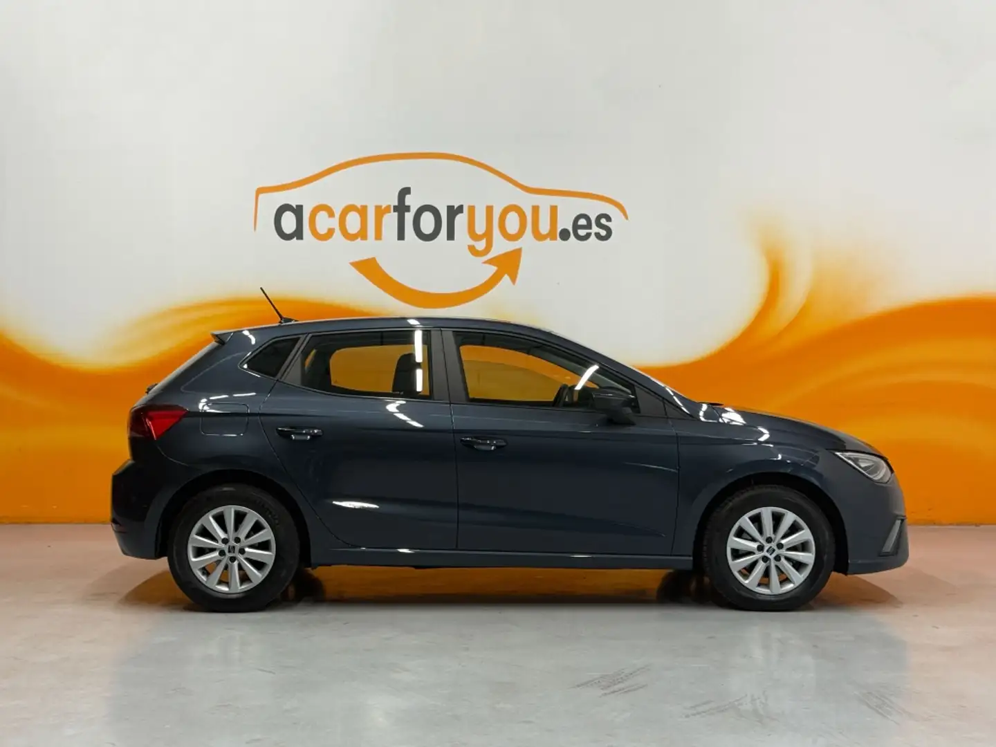 SEAT Ibiza 1.0 TSI S&S Style 110 Gris - 2