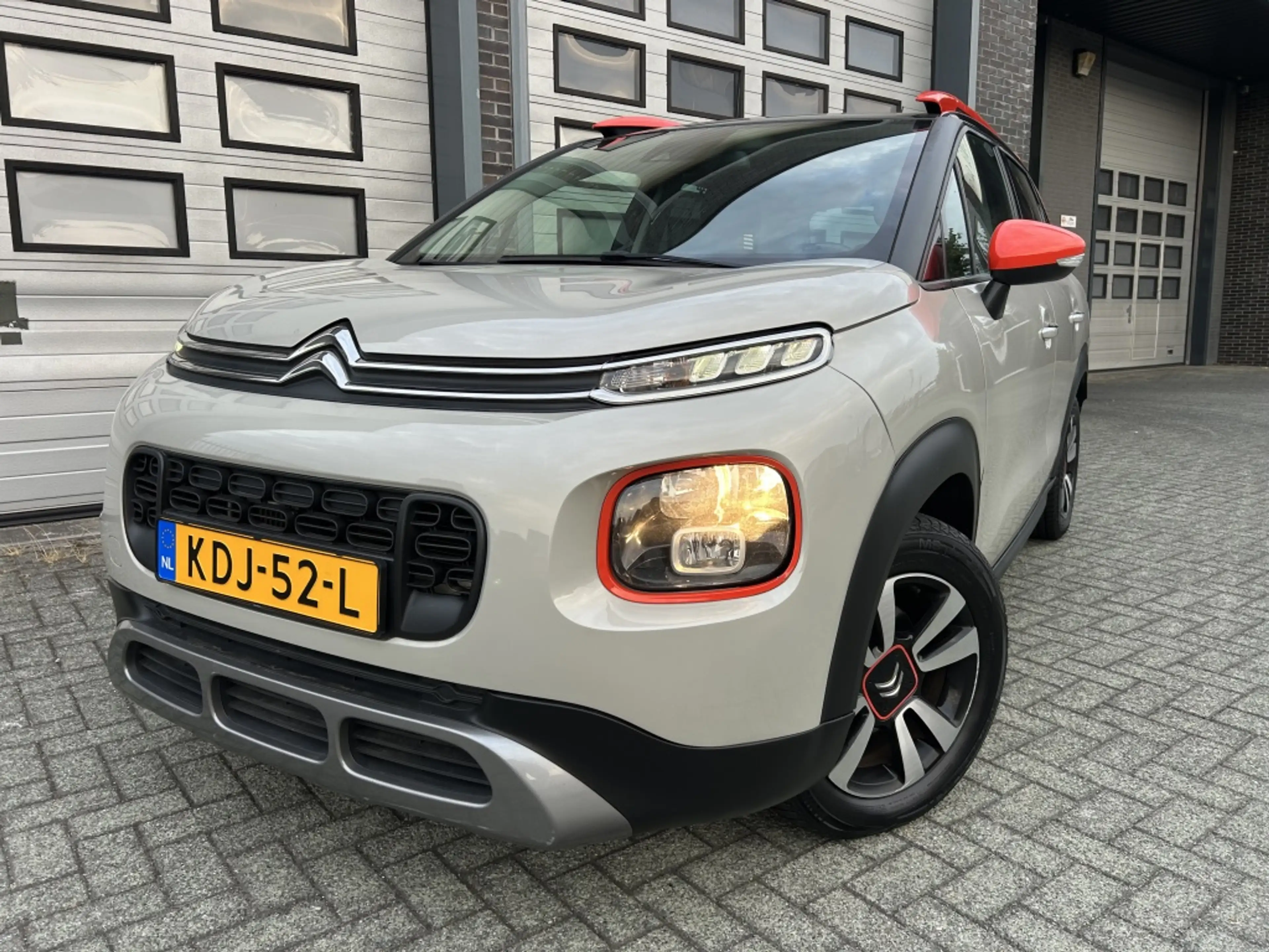 Citroen C3 Aircross 1.2 PT S&S Shine Automaat! TOPSTAAT ✅
