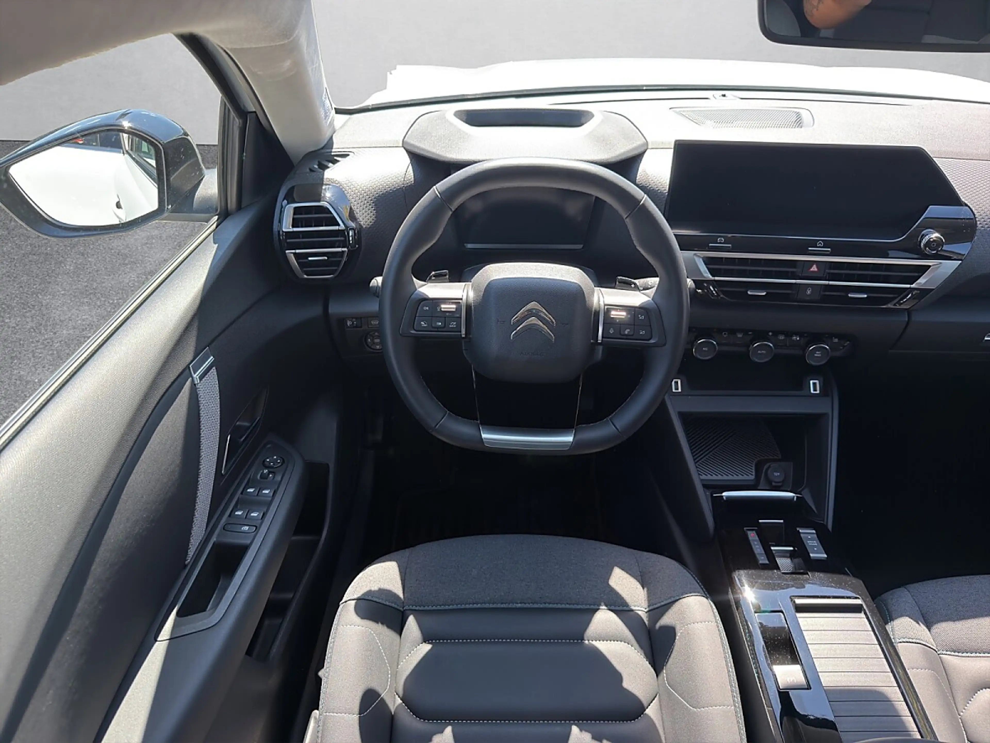 Citroen C4 X BlueHDI 130 S&S EAT8 Aut. Max — photo 11