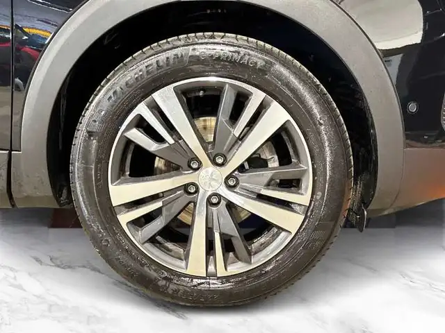 Peugeot 3008 view 8