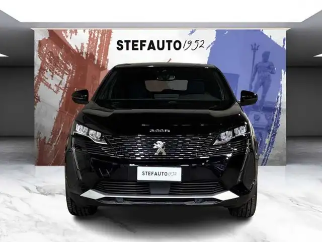 Peugeot 3008 view 2