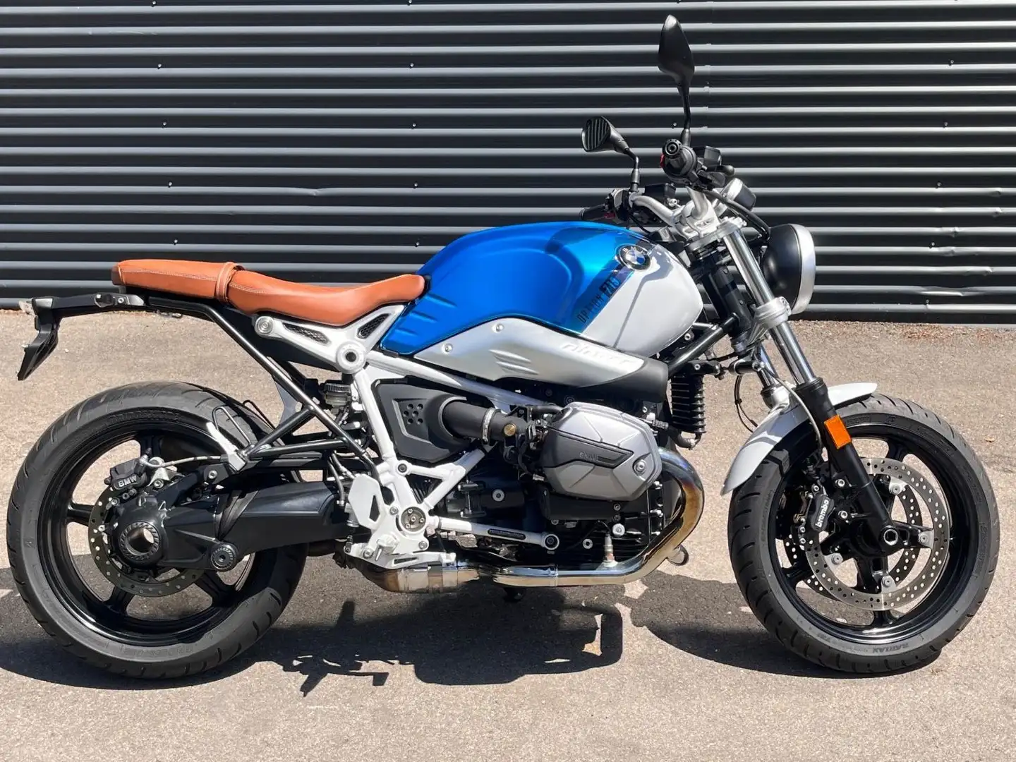 BMW R nineT Pure * Option 719* NEUWERTIG* Akrapovic Kék - 1