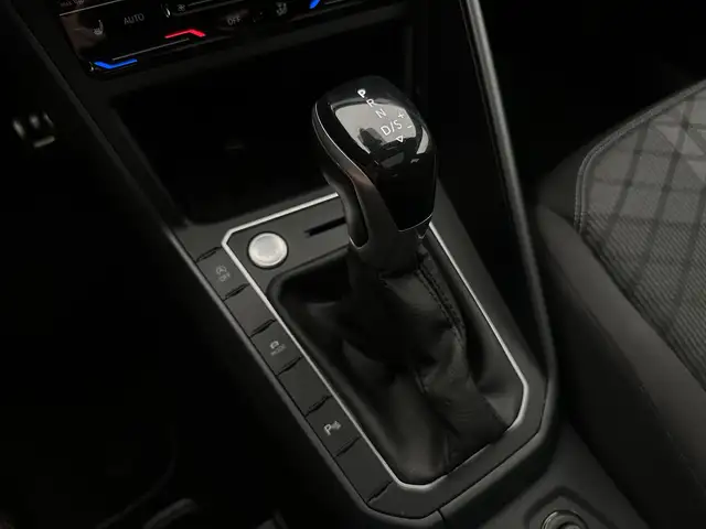 Volkswagen Polo view 17