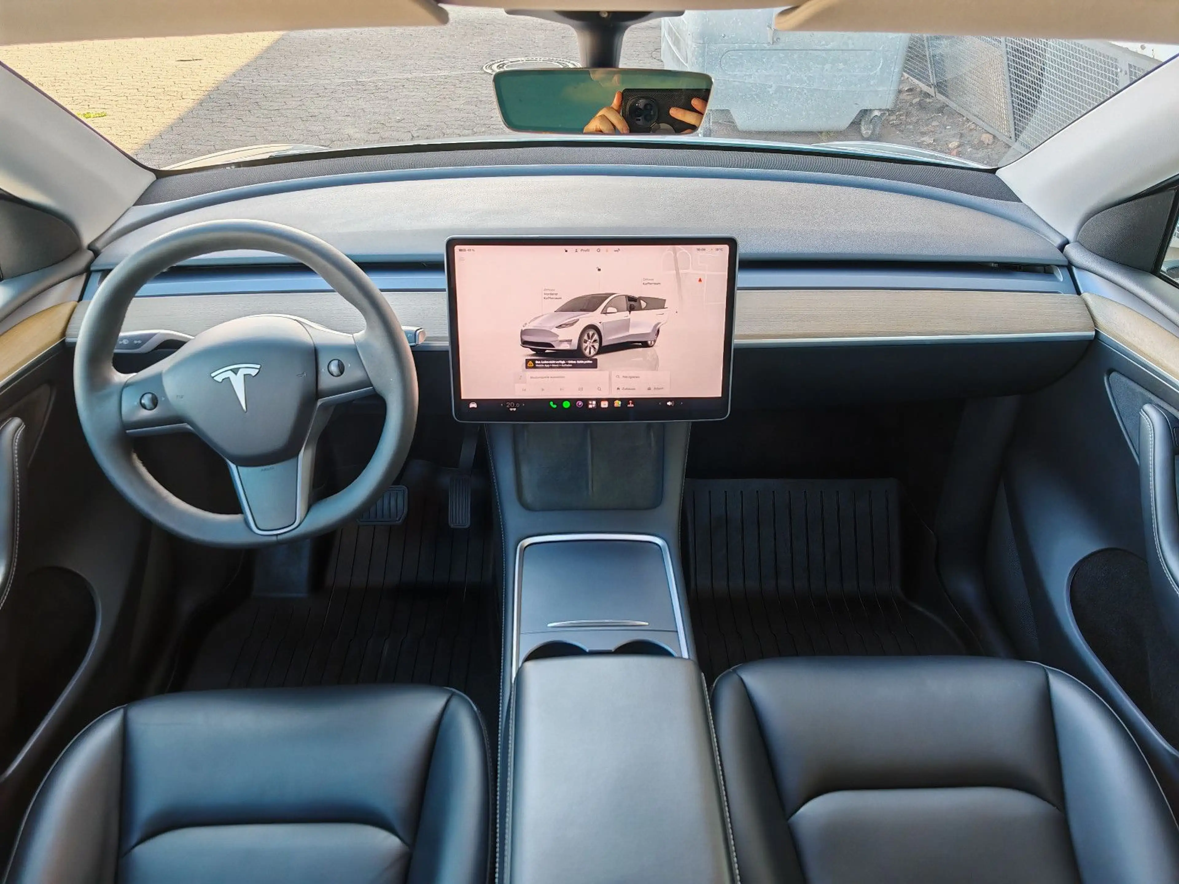Tesla Model Y LongRange AWD |  SoH 91,8% — photo 3