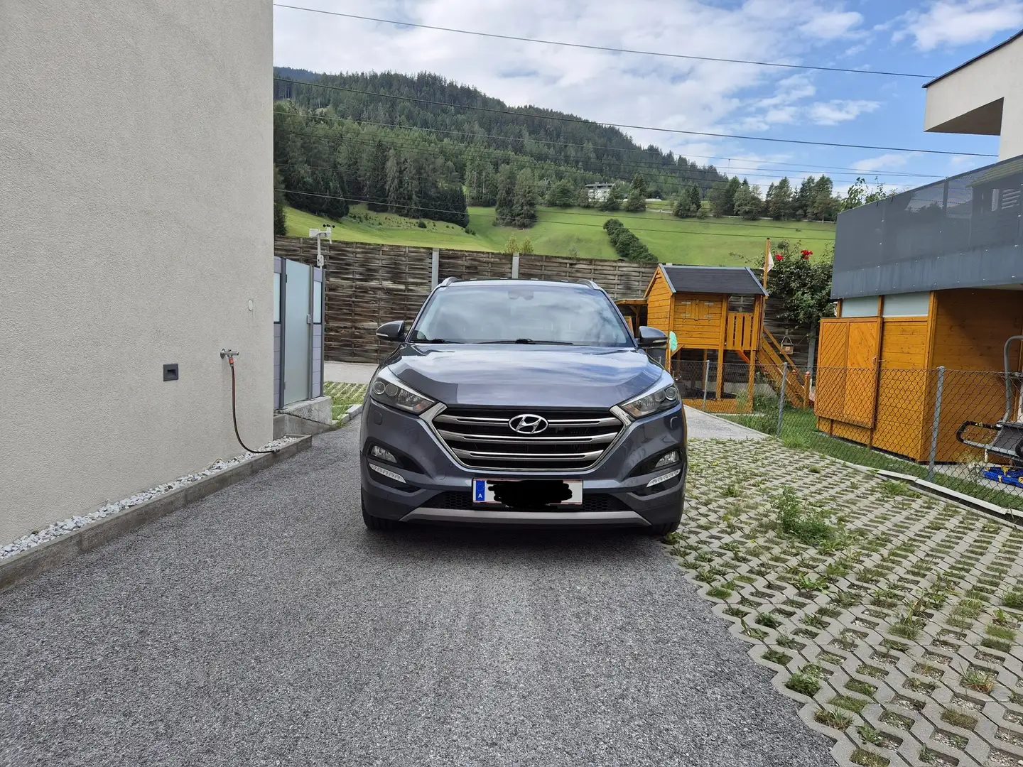 Hyundai TUCSON Tucson 2,0 CRDI 4WD Premium Aut. Premium Grau - 2