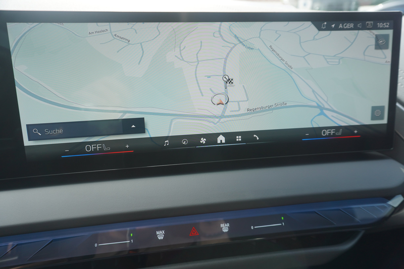 BMW X3 20 xDrive M Sport AHK eSitze Kamera DrivingAssista — photo 11