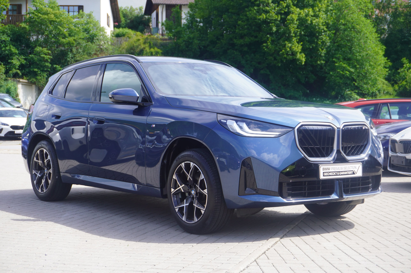 BMW X3 20 xDrive M Sport AHK eSitze Kamera DrivingAssista — photo 8