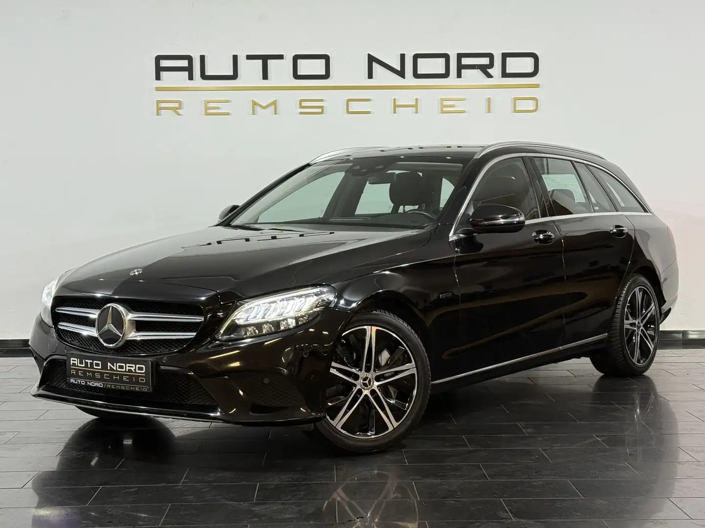 Mercedes-Benz C 300 T de 9G *AHK*Business-Plus*DAB*MWST* Schwarz - 1
