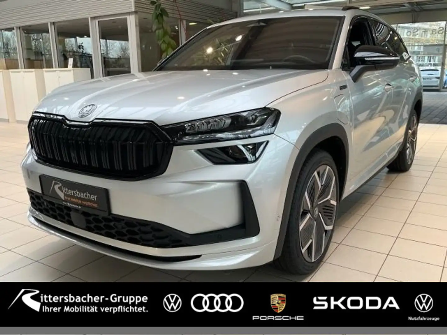 Skoda Kodiaq Sportline 1,5 TSI iV 150 kW 6-Gang-DSG Ve Silber - 1