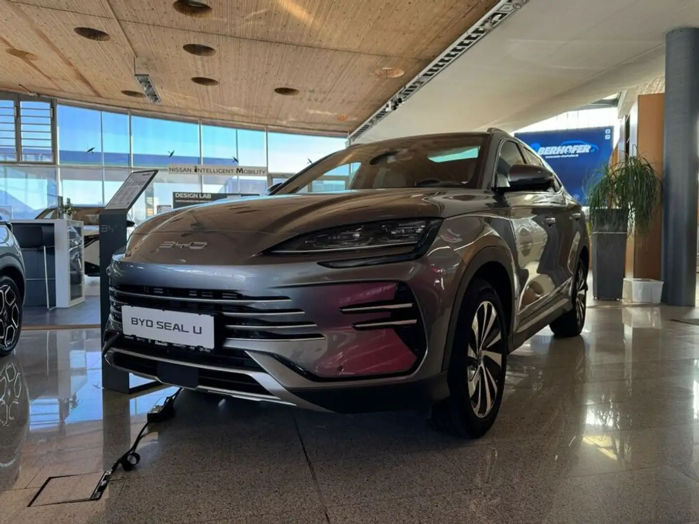 BYD Seal U DMi PHEV 26,6kWh Comfort *SOFORT VERFÜGBAR* Grijs - 2
