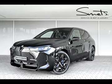 xDrive 45-M Pack-Trekhaak-Parking PRO-Driving PRO-