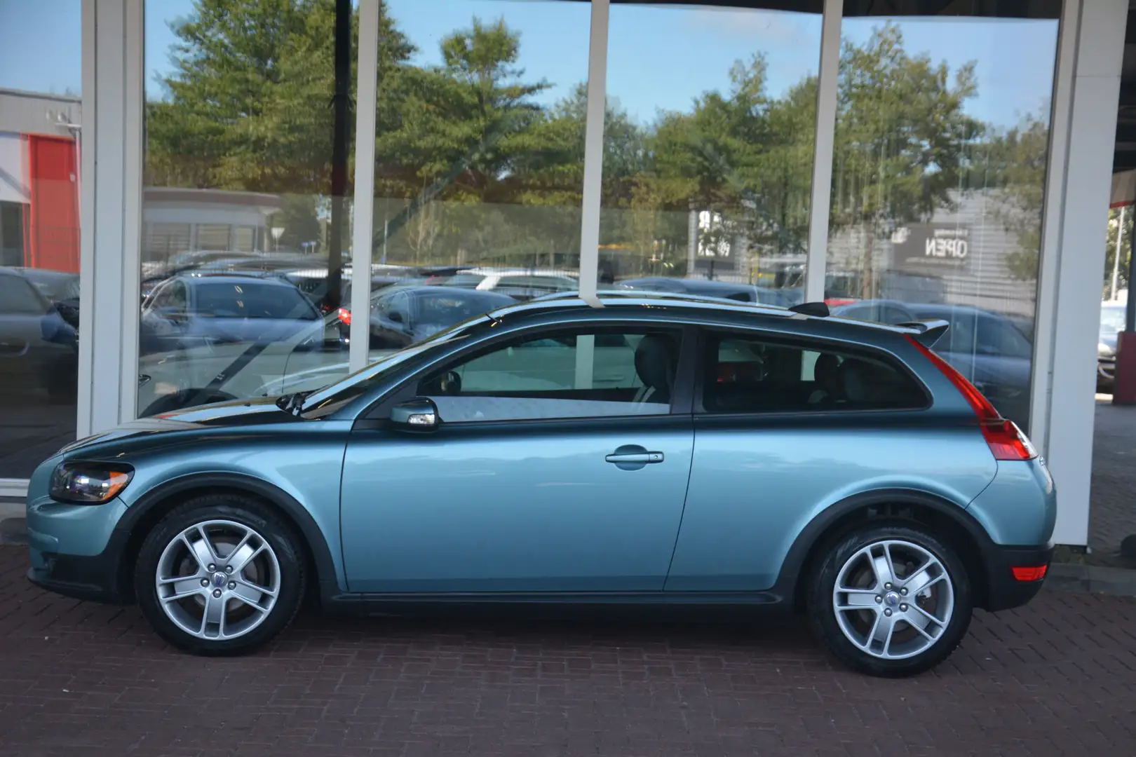 Volvo C30 1.8 Momentum Nederlandse auto 144604 NAP onderhoud Bleu - 2