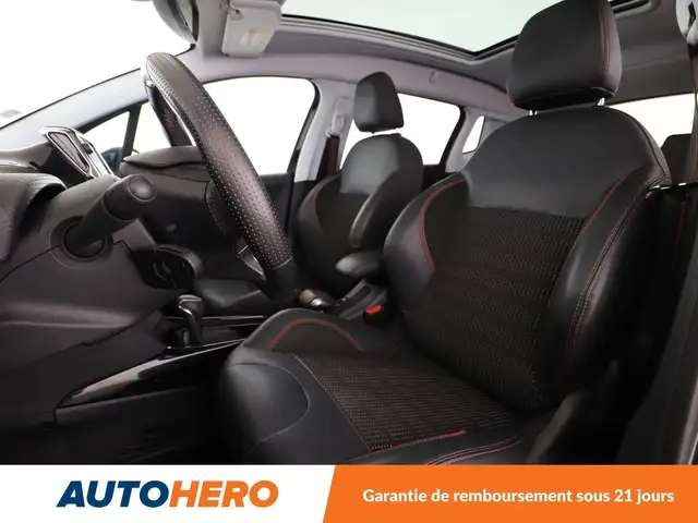 Peugeot 2008 view 10