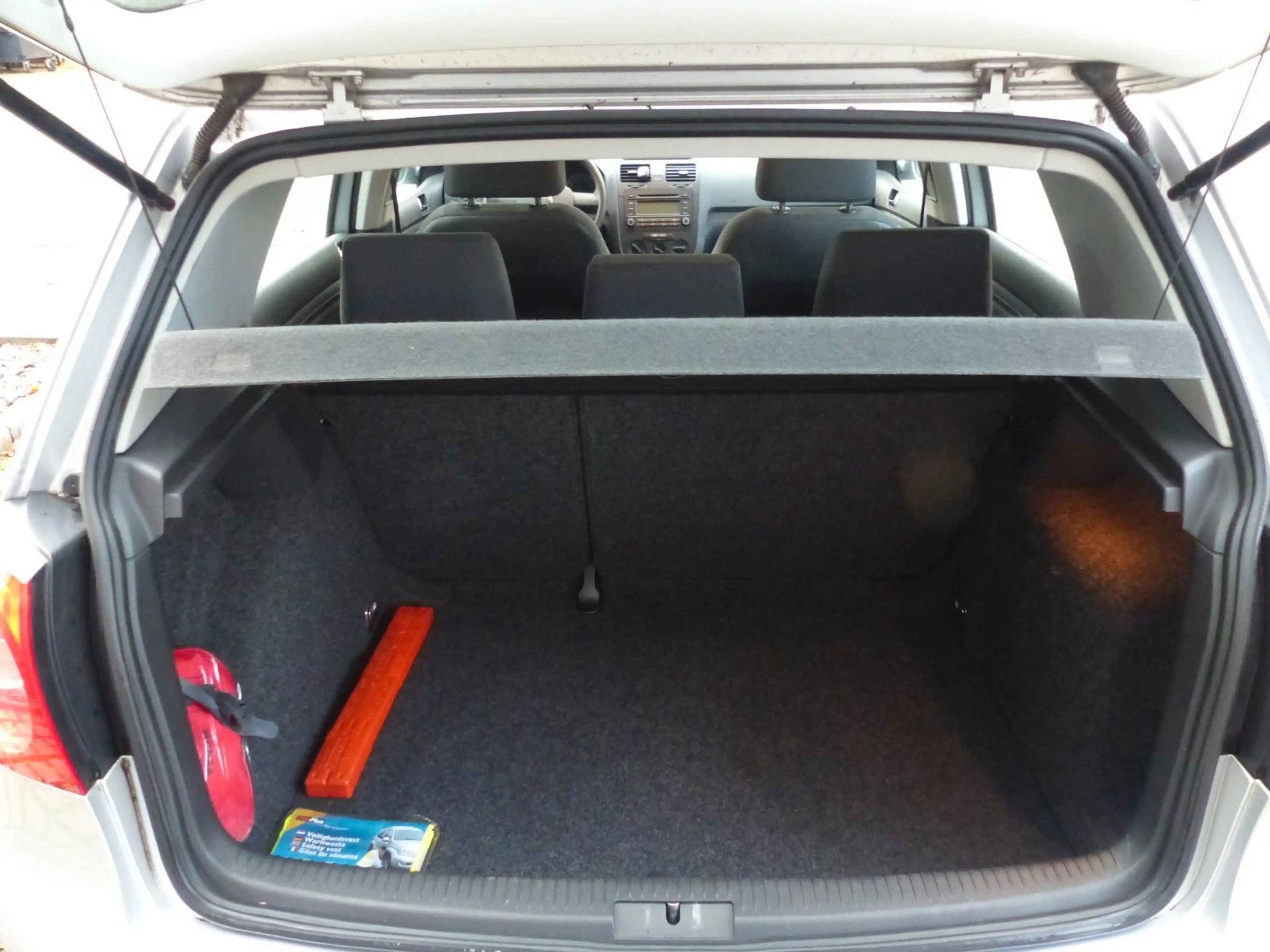 Volkswagen Golf *V*Lim*Trendline*1.Hand*TÜV NEU*Klima* — photo 10