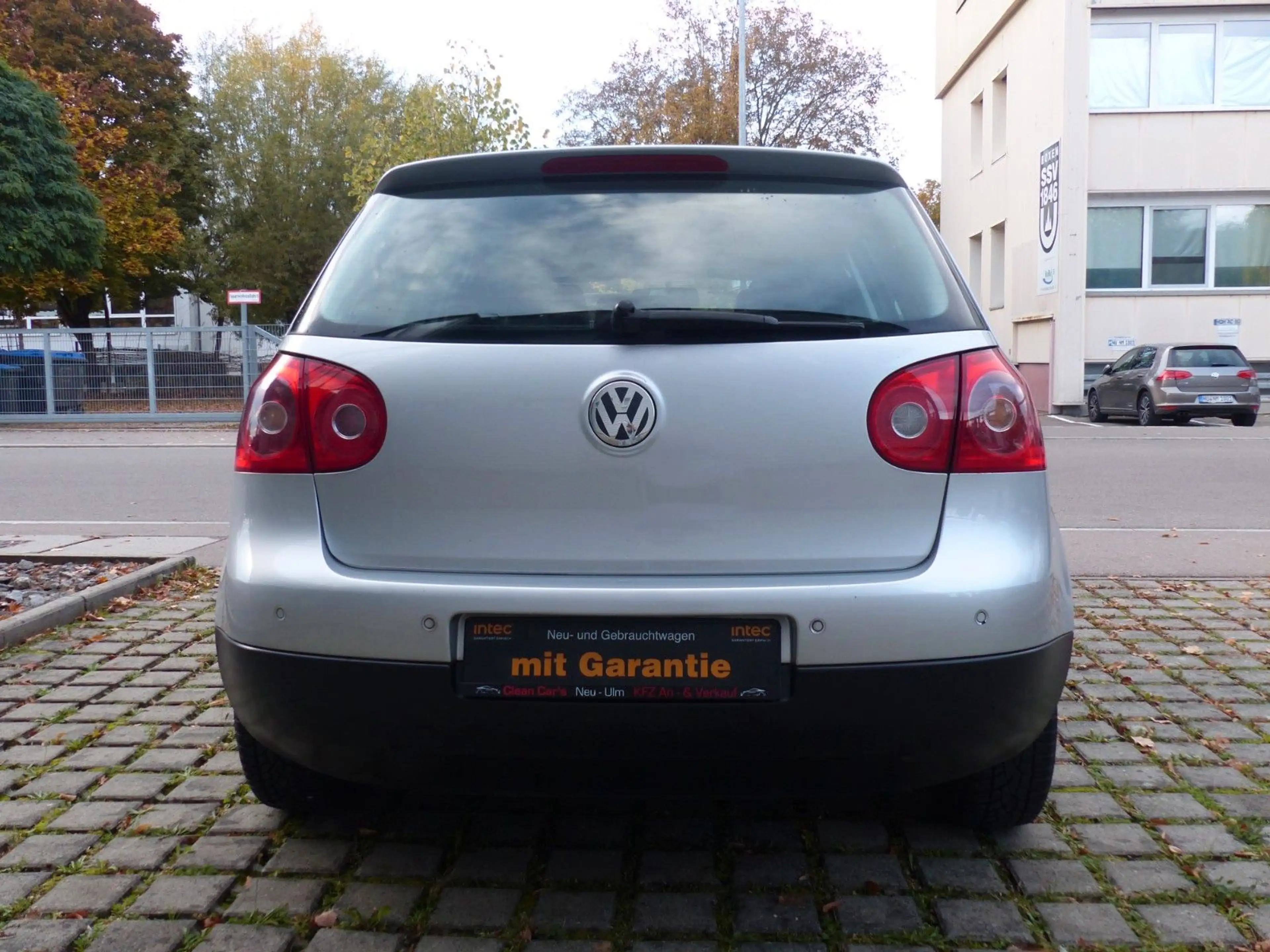 Volkswagen Golf *V*Lim*Trendline*1.Hand*TÜV NEU*Klima* — photo 4