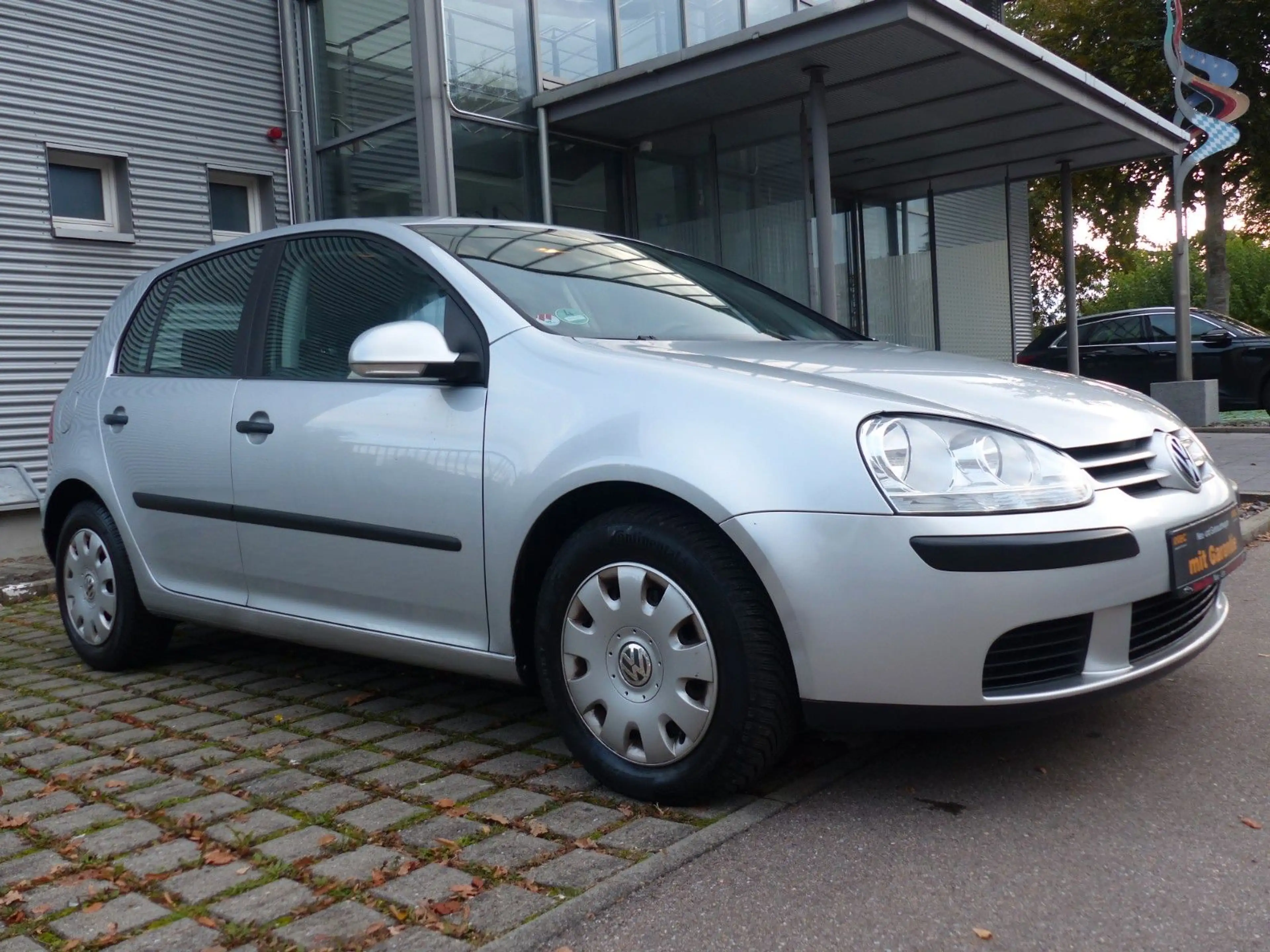Volkswagen Golf *V*Lim*Trendline*1.Hand*TÜV NEU*Klima* — photo 5
