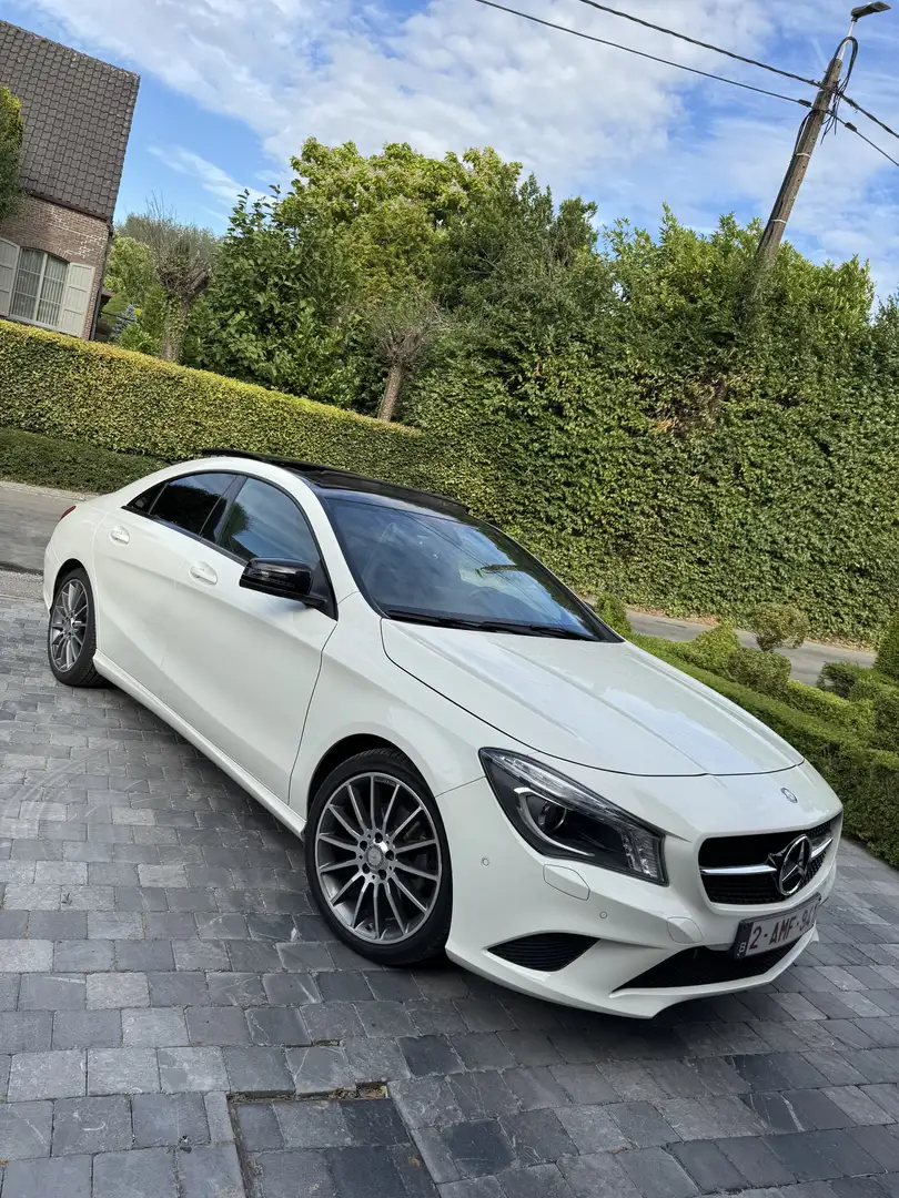 Mercedes-Benz CLA 180 - 1