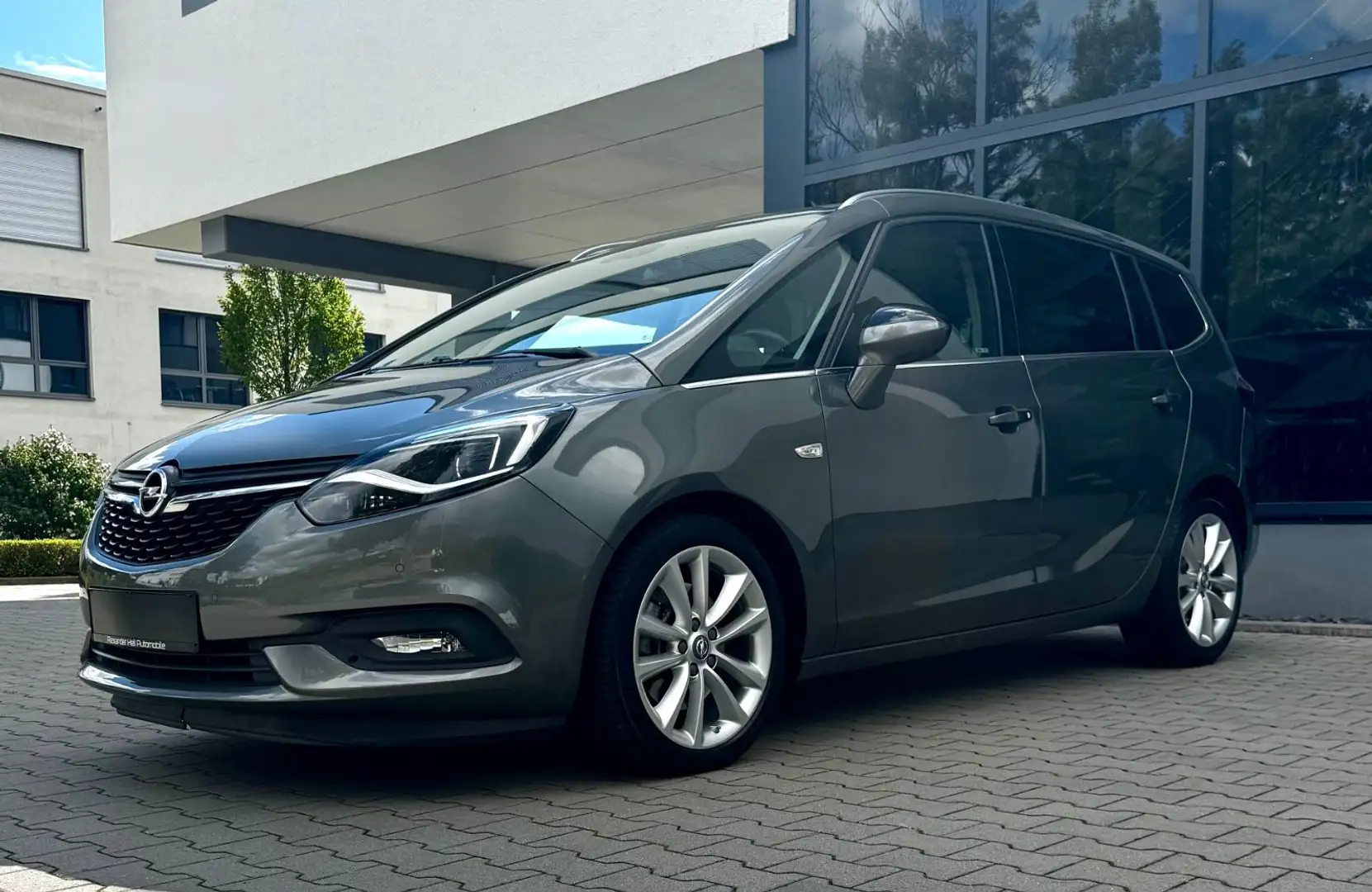Opel Zafira C Tourer*7-SITZER*AUTOMAT*SHZ*NAV*XENON Gris - 1