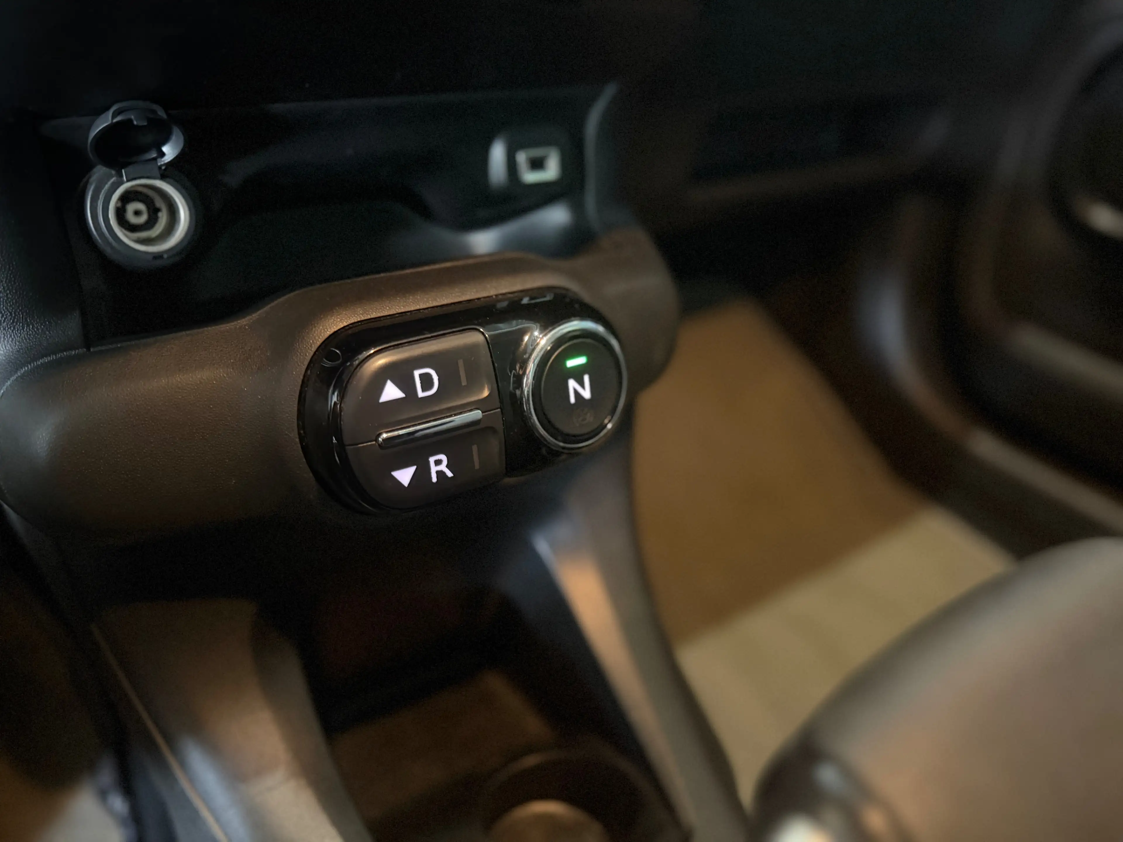 Citroen C4 Cactus C4 Cactus 1.2 Feel/12 mois de garantie/AUTOMATIQUE — photo 10