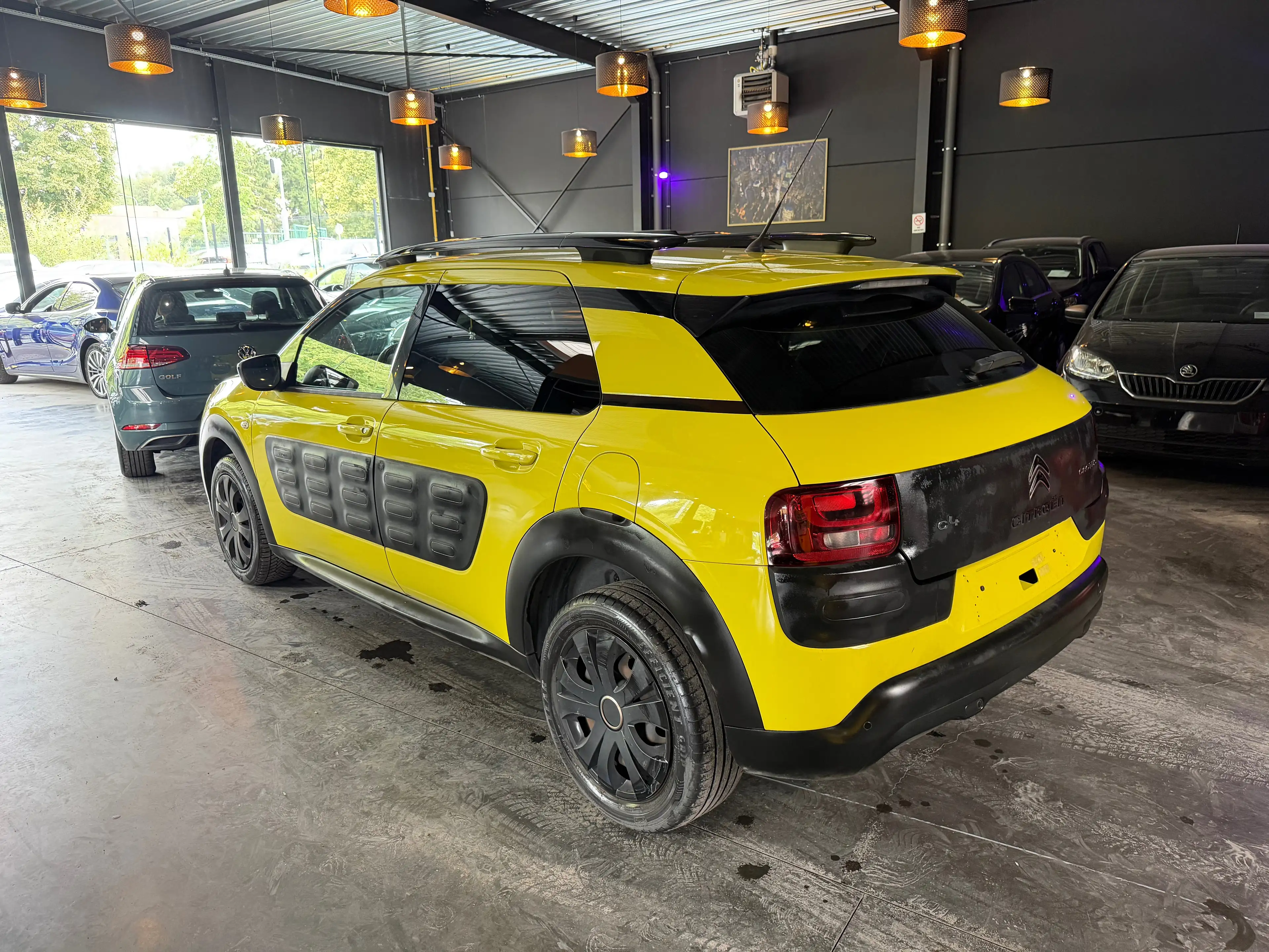 Citroen C4 Cactus C4 Cactus 1.2 Feel/12 mois de garantie/AUTOMATIQUE — photo 4