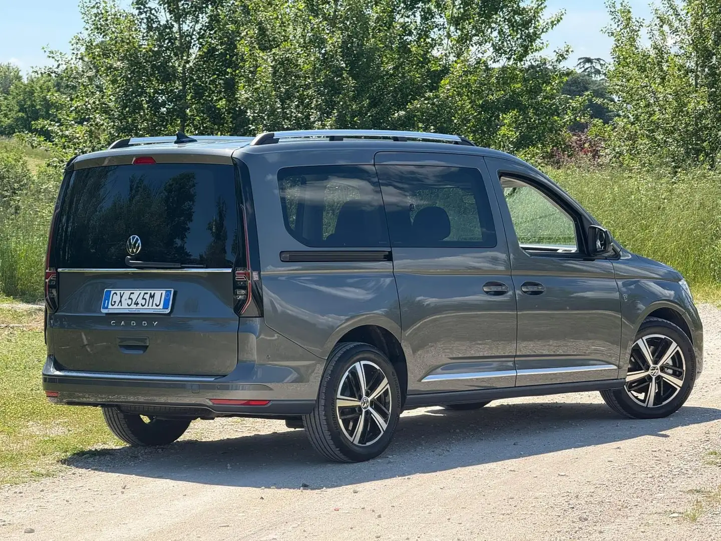 Volkswagen Caddy Maxi Style 2.0 TDI 90 kW DSG IVA Esposta LEASING Grigio - 2