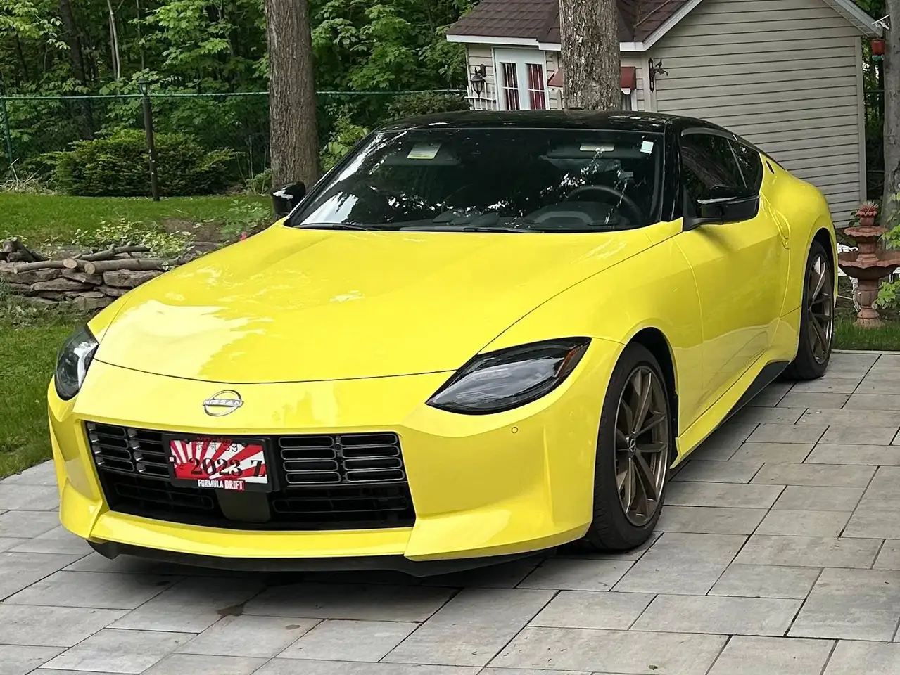 Nissan Z photo Nissan Z