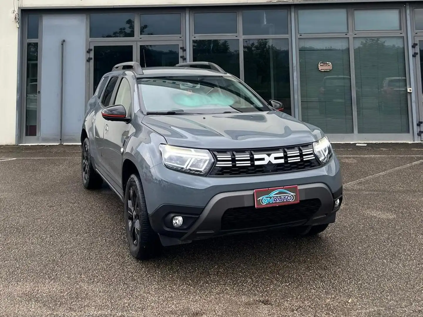 Dacia Duster Duster 1.0 tce SL Extreme UP Gpl 4x2 100cv Grigio - 1