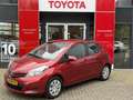 Toyota Yaris 1.3 VVT-i Aspiration AIRCO CAMERA TREKHAAK STUURWI Rot - thumbnail 1