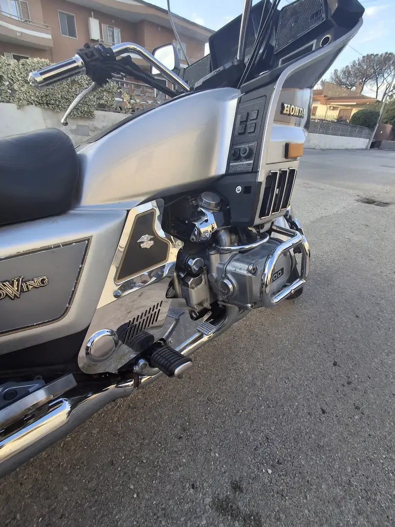 Honda GL 1200 Silber - 2