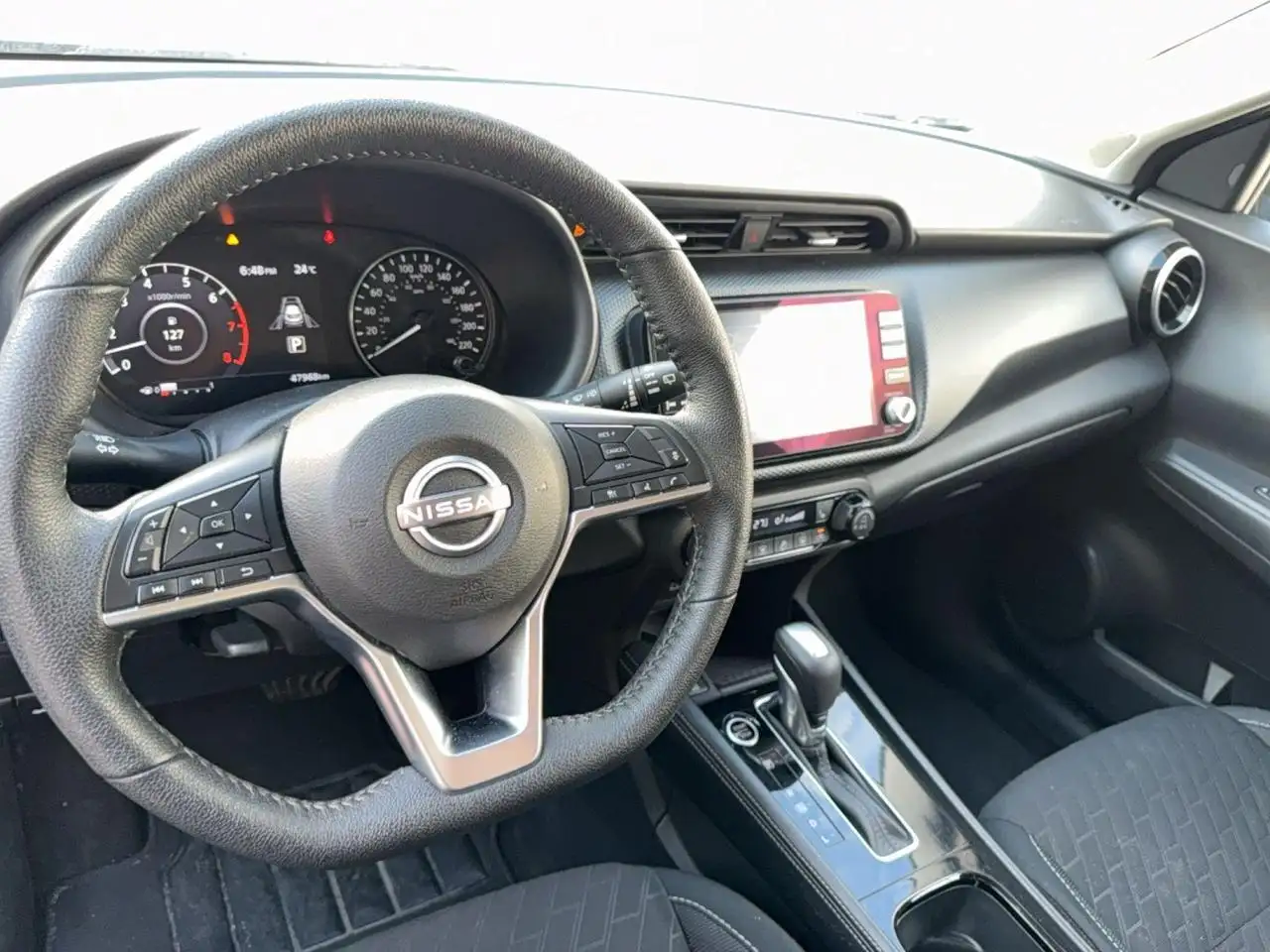 Nissan Kicks photo Nissan Kicks