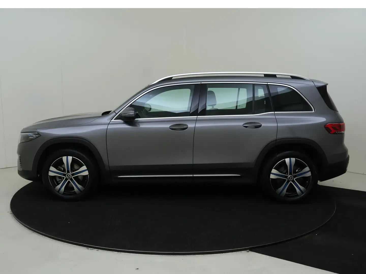 Mercedes-Benz EQB 250 Luxury Line 67 kWh / Stoelverwarming / Achteruitri Grigio - 2