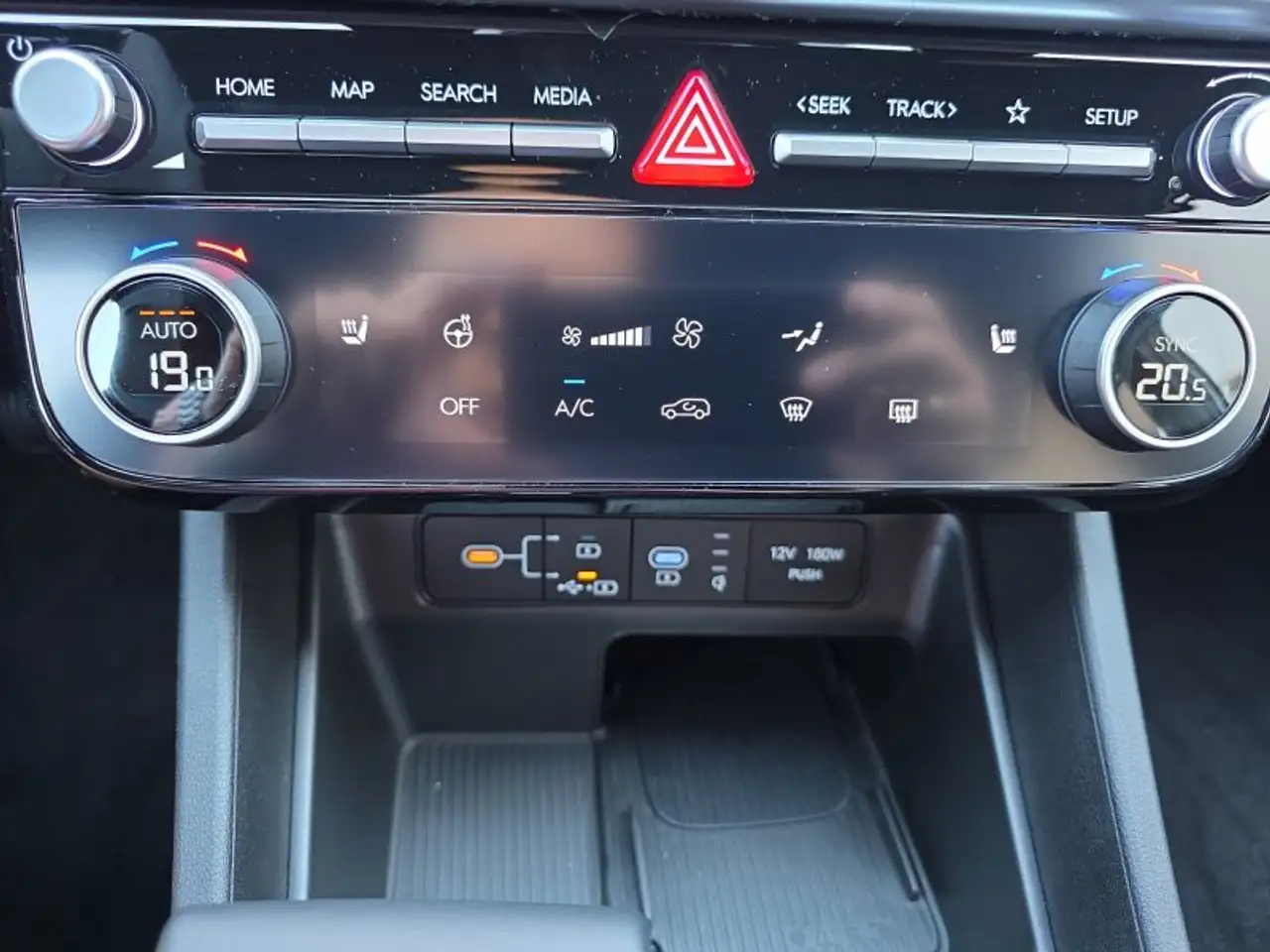 Hyundai TUCSON 1.6 T-GDI DCT Navi/Kamera/Keyless/Sitzhz. **, миниатюра 24