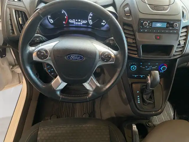 Ford Transit Connect view 6