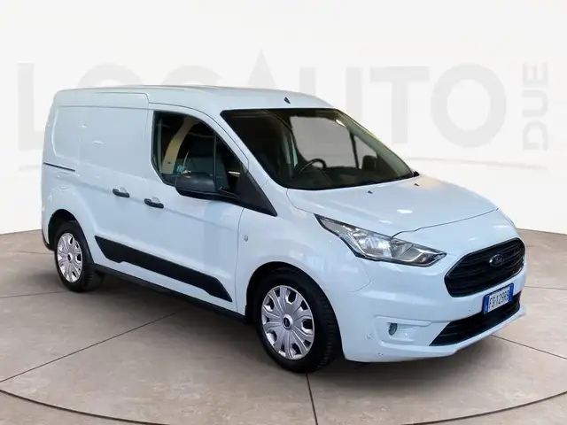 Ford Transit Connect view 3