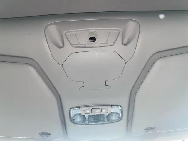 Ford Transit Connect view 19