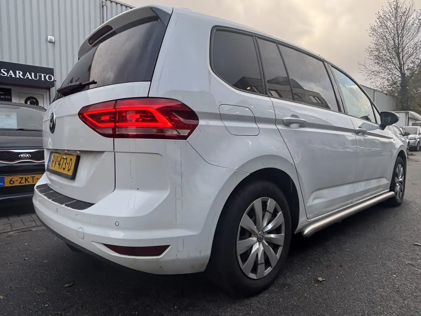 Volkswagen Touran 2.0 TDI SCR AUTOMAAT / HONDENWAGEN Blanc - 2