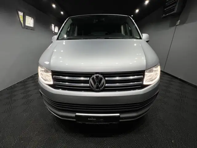 Volkswagen Multivan view 6