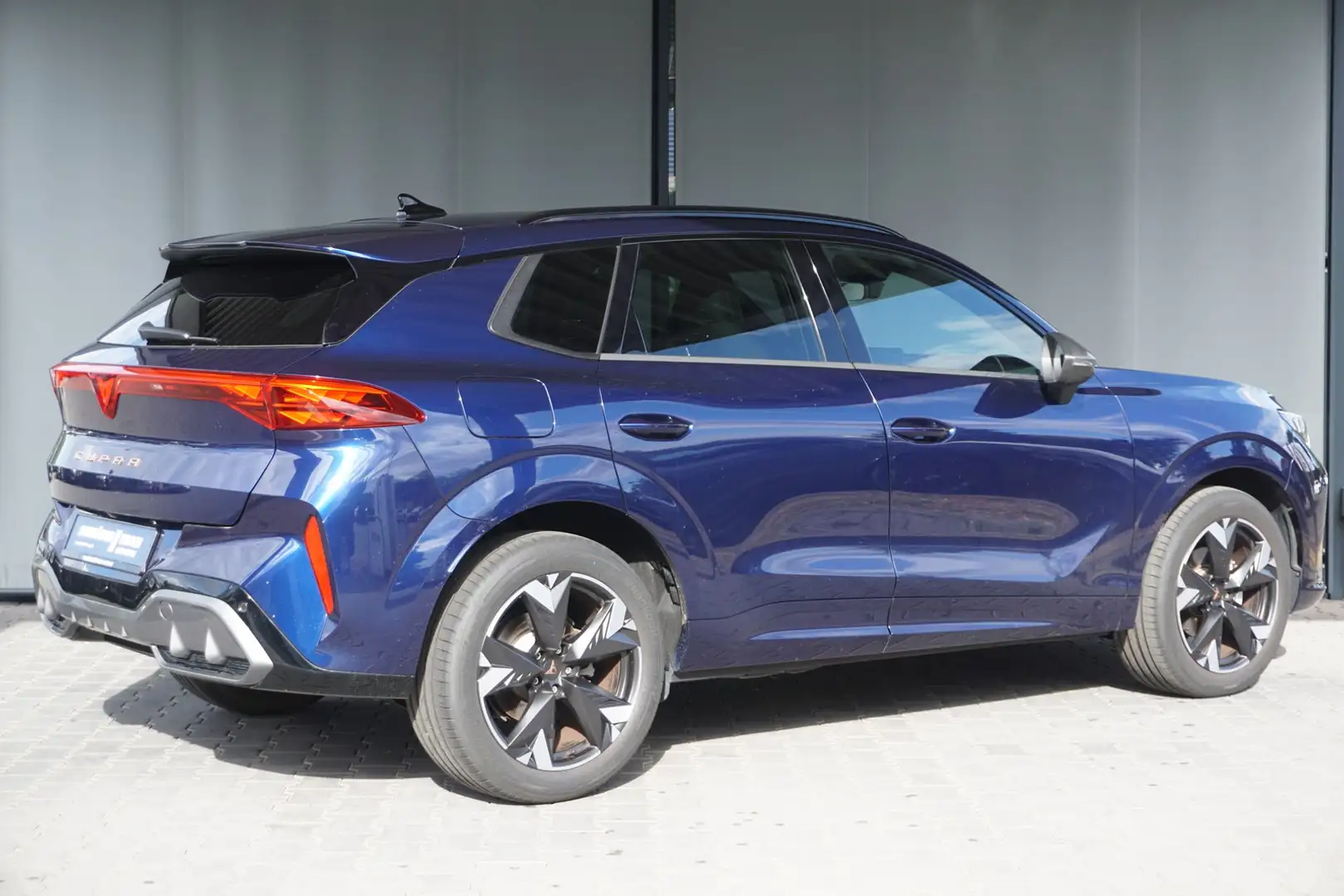 CUPRA Terramar 1.5 eTSI DSG FullLink LED ACC SHZ Modrá - 2